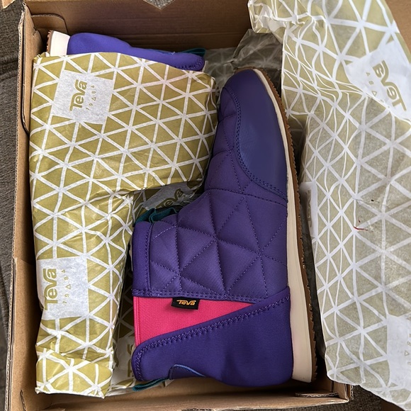 NEW TEVA YOUTH EMBER MID - Picture 4 of 5